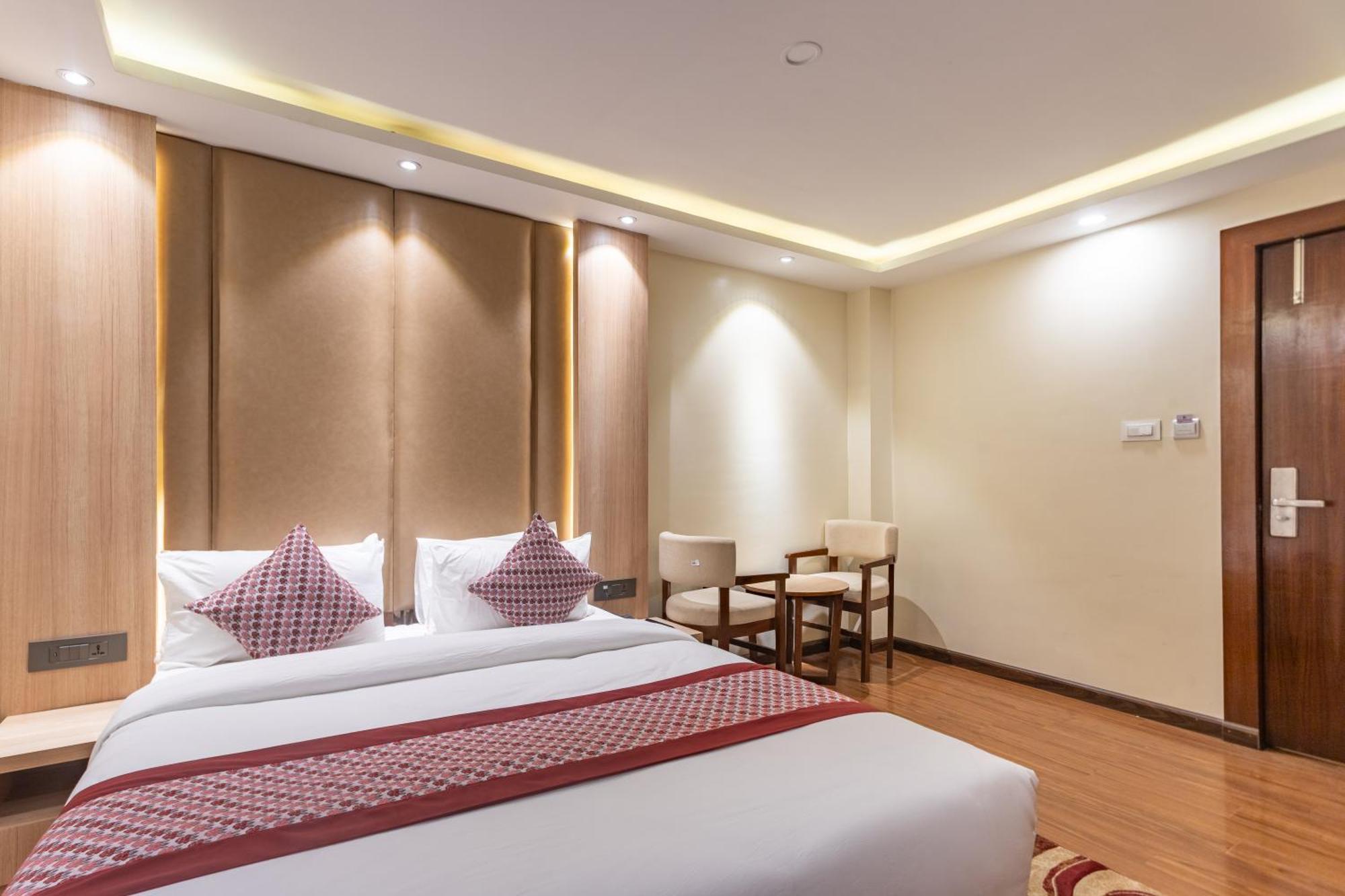 קטמנדו Amarawati Boutique Hotel מראה חיצוני תמונה