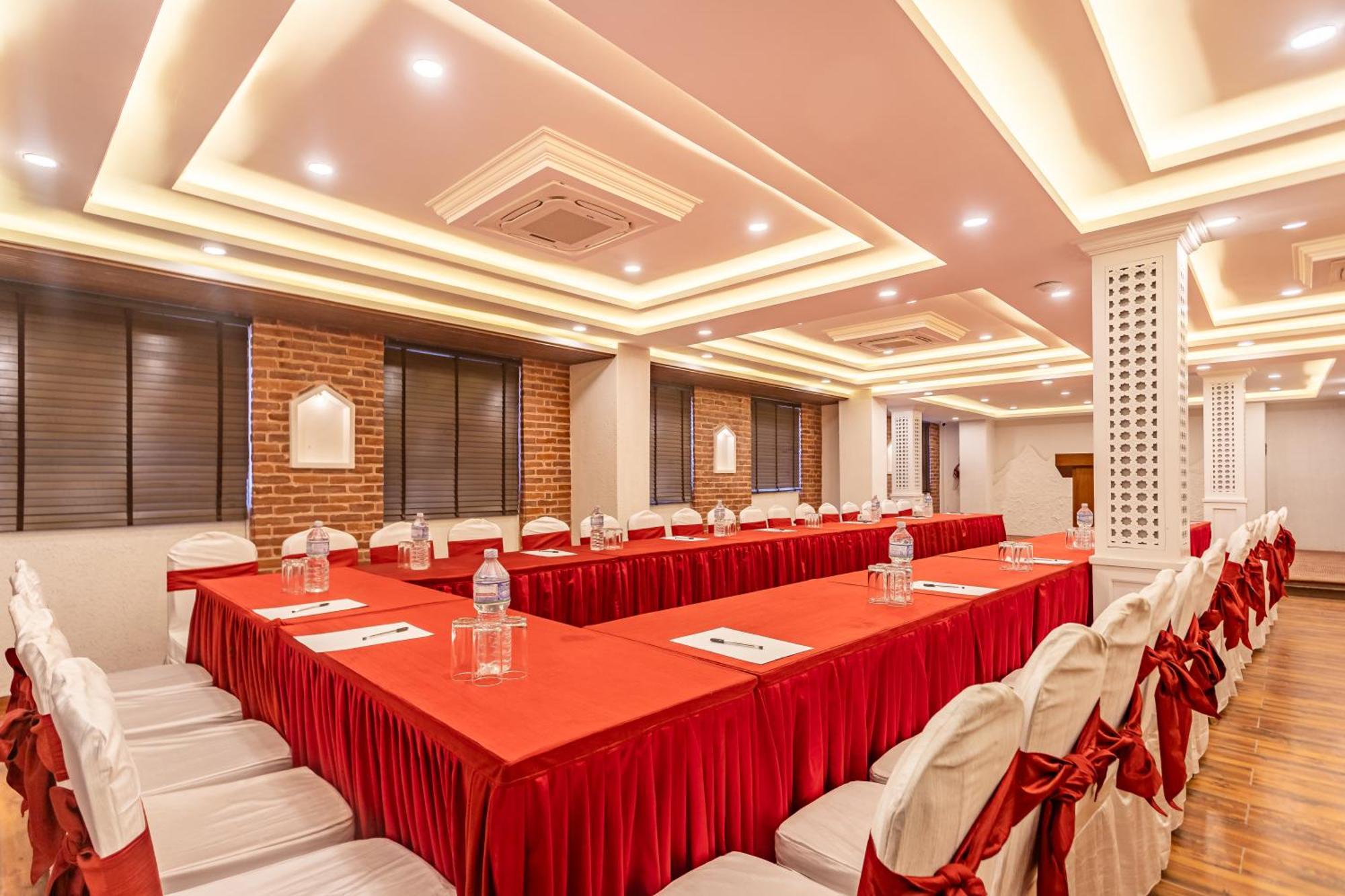 קטמנדו Amarawati Boutique Hotel מראה חיצוני תמונה