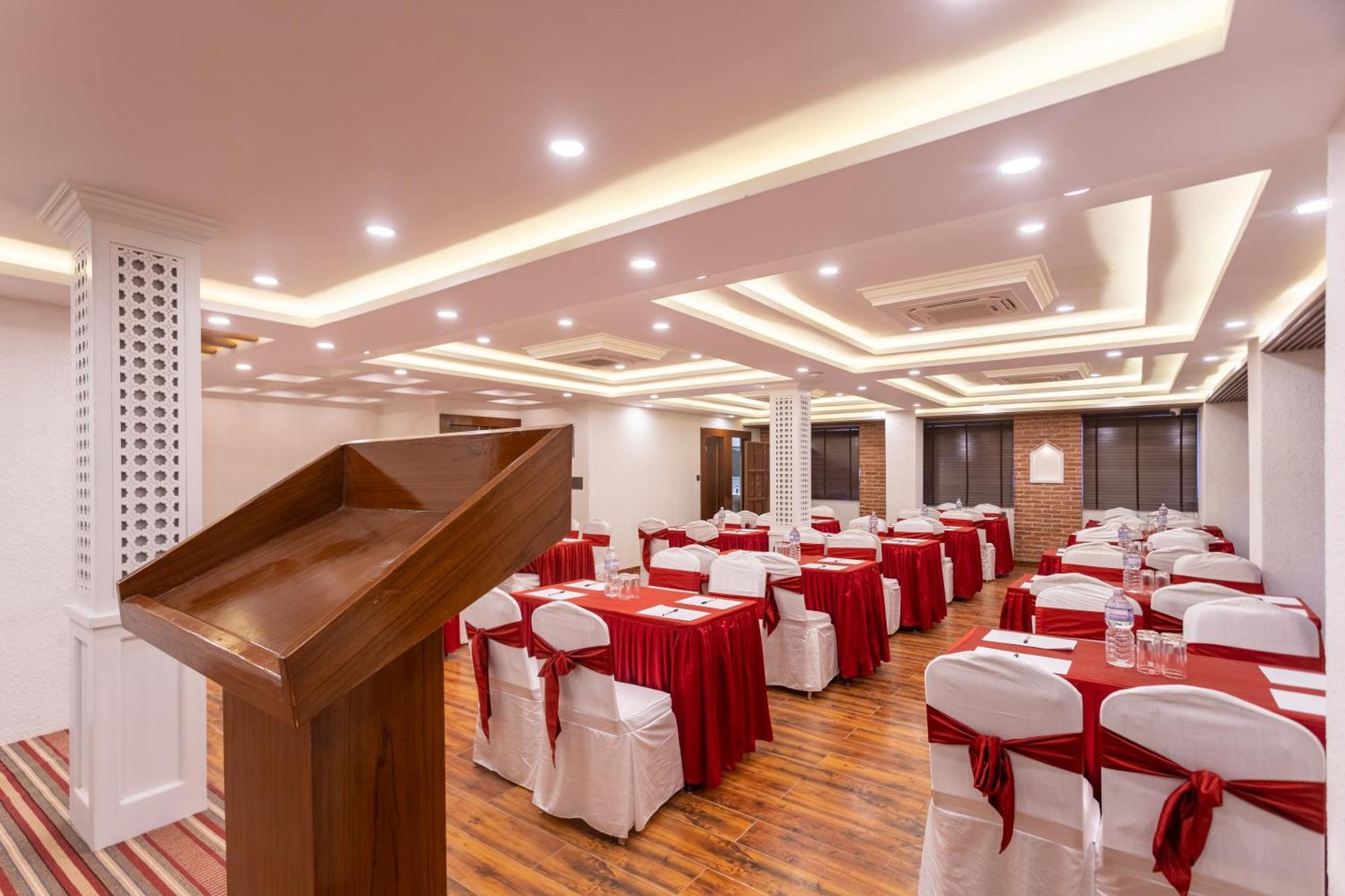 קטמנדו Amarawati Boutique Hotel מראה חיצוני תמונה